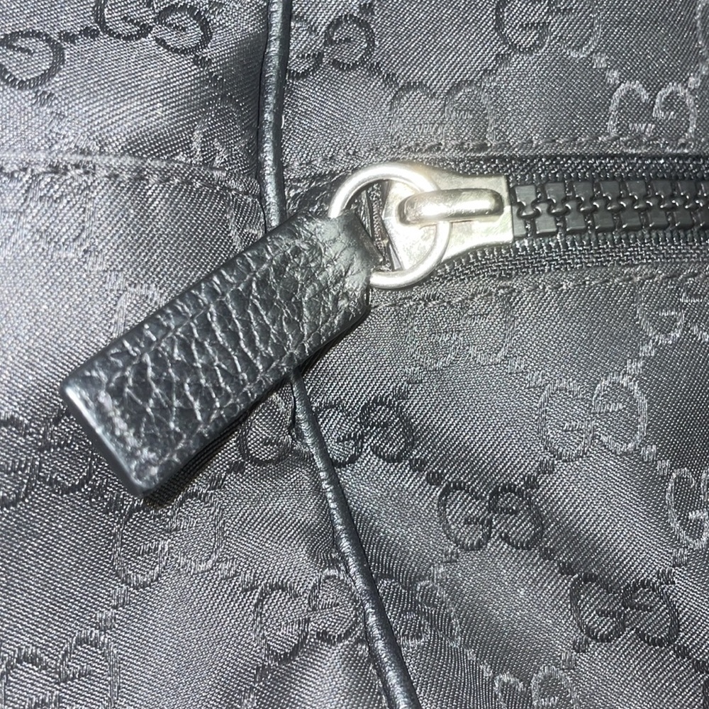 Black nylon Gucci back pack - Picture 7 of 11